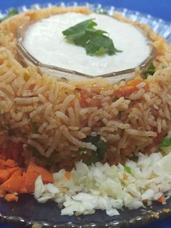વેજ પુલાવ(veg pulav recipe in gujarati) રેસીપી મુખ્ય ફોટો