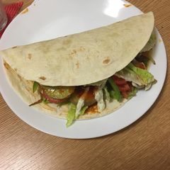 A picture of Vegetarian wrap.