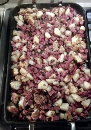 A picture of Easy corned beef hash.