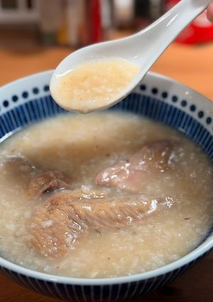 砂鍋滑雞粥 的食譜成品照片