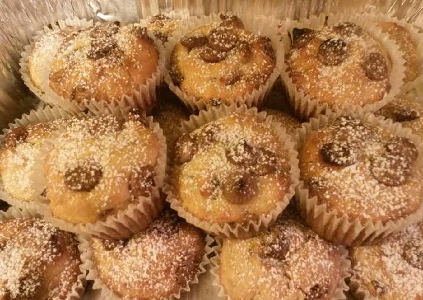 ~Shamrok's~ Chocolate Chip Banana Muffins