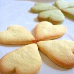Milk and Milk Matcha Cookies Using Vegetable Oil A picture of Milk and Milk Matcha Cookies Using Vegetable Oil.