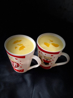 मैंगो बनाना मिल्क शेक (Mango banana milk shake recipe in Hindi) रेसिपी मुख्य फोटो