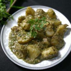 A picture of Malai aloo.