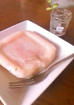 A picture of Okara Steamed Cake in the Microwave.