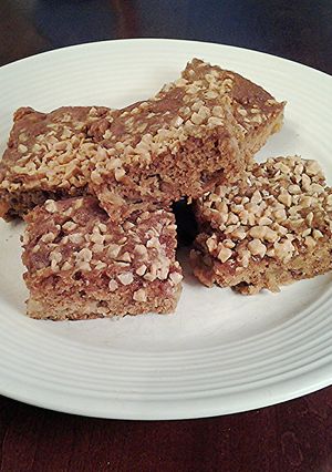 A picture of Apple Pie Spice Bars.