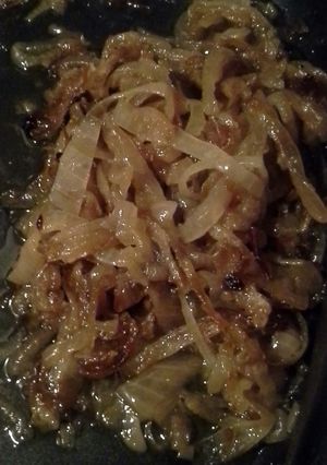 A picture of How To Caramelize Onions in the Slow Cooker.