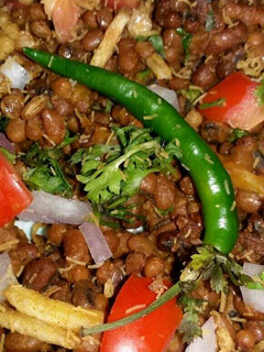 लोबिया चाट (Lobiya chaat recipe in hindi) रेसिपी मुख्य फोटो