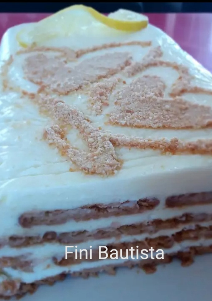 Una foto de Tarta fría de limón sin gelatina