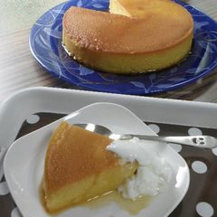 A picture of Easy Kabocha Pudding in a Frying Pan.