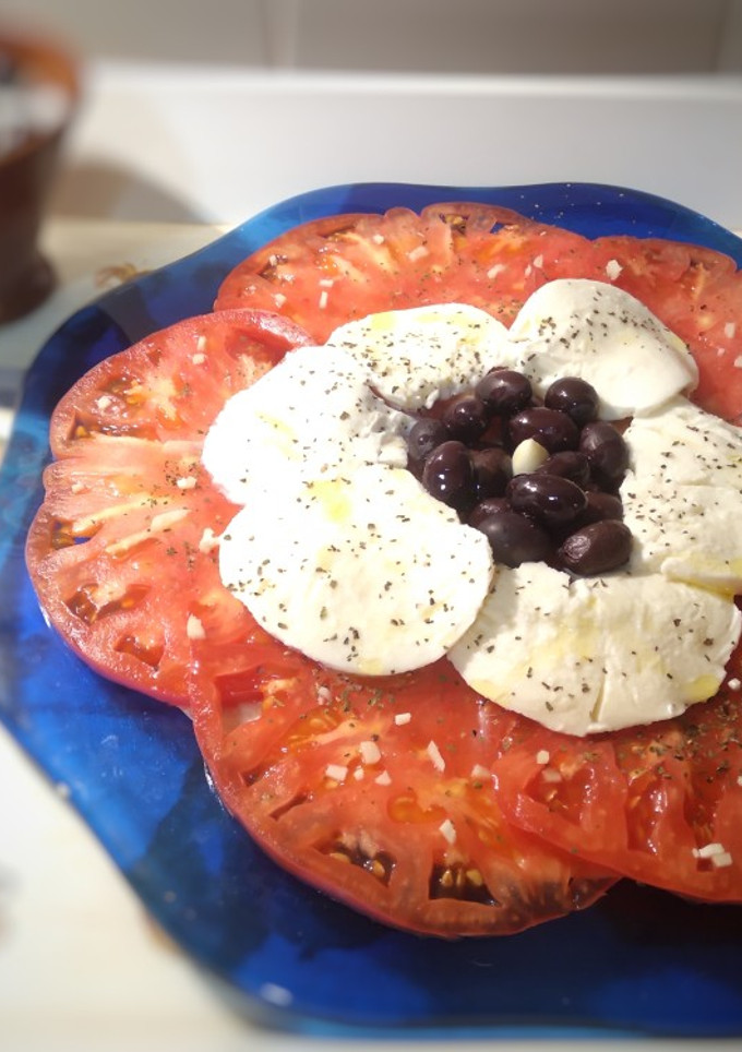 Una foto de Carpaccio de tomate rosa de Barbastro