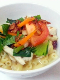 A picture of macaroni soup.