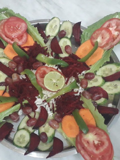 બીટરૂટ સલાડ(Beetroot Salad Recipe in Gujarati) રેસીપી મુખ્ય ફોટો