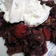 A picture of Stir fried cake with fruit.
