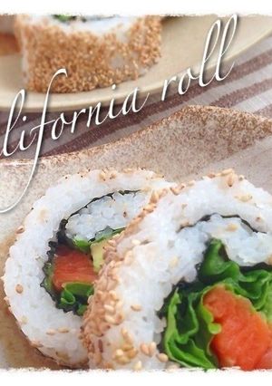 A picture of Simple California Rolls.