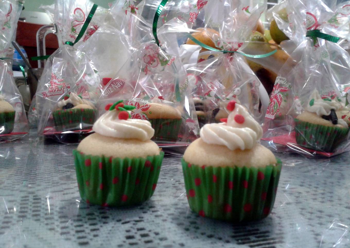 vanilla cheesecake cupcakes