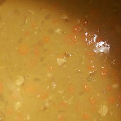A picture of Split Pea & Ham Soup.