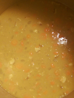 A picture of Split Pea & Ham Soup.