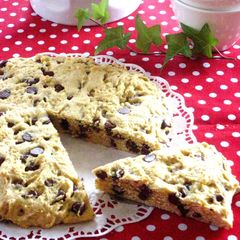 A picture of American Chocolate Chip Cookie Cake.
