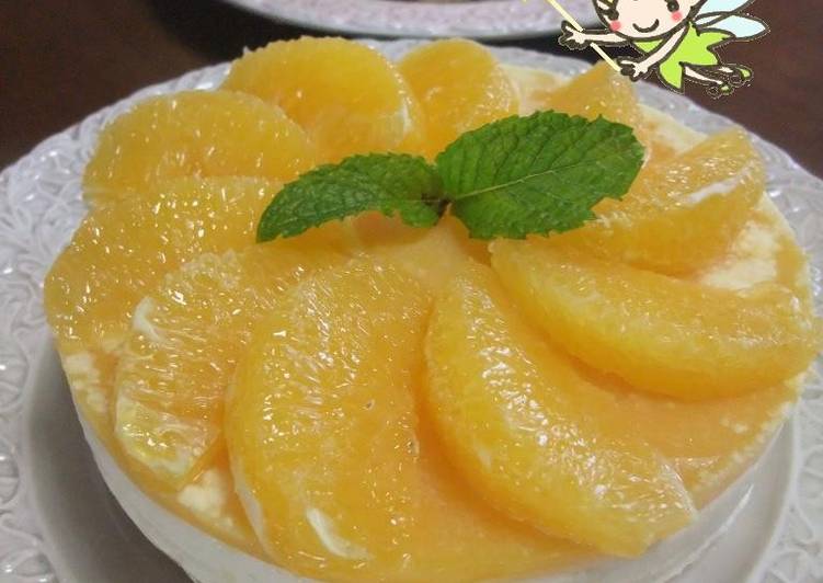 Refreshing Cheesecake with Fresh Orange Slices