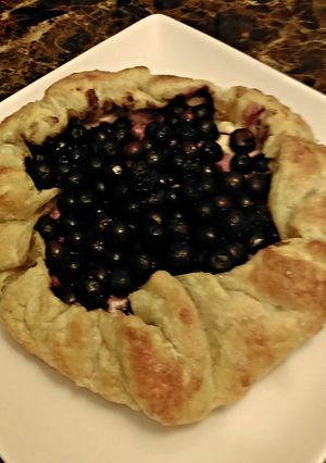 A picture of Puffed Berry Cream Galette.