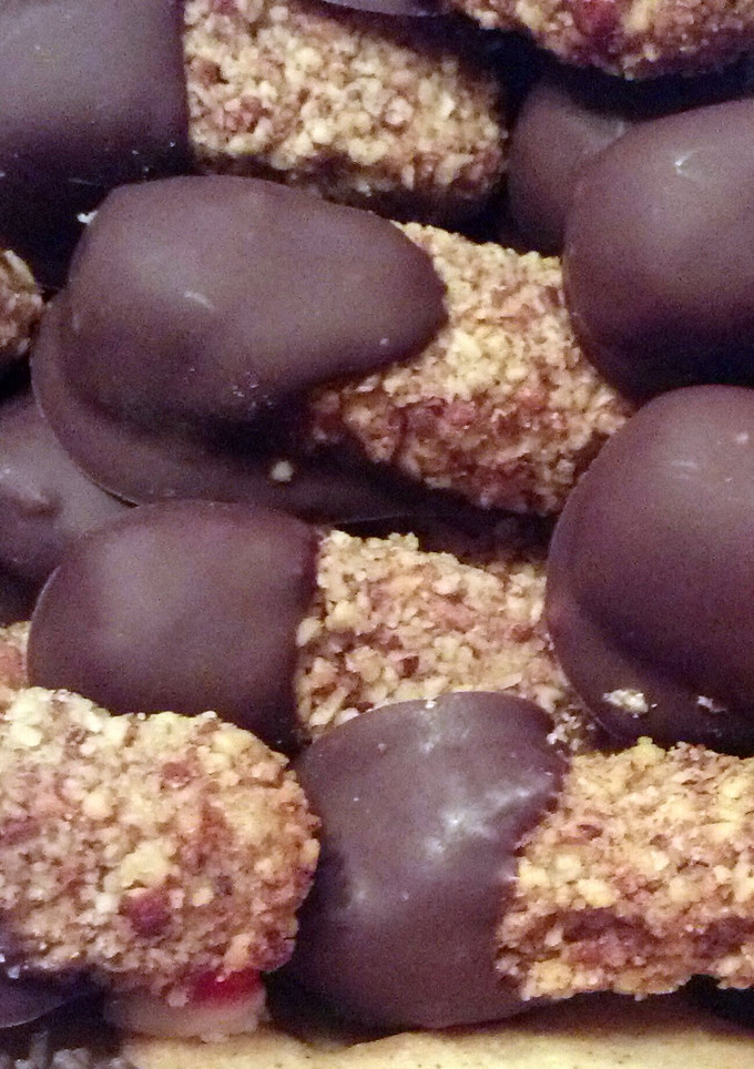 A picture of Pecan Log Cookies.