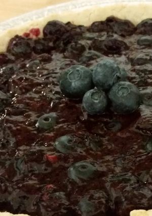 A picture of Easy Any-Berry Pie.