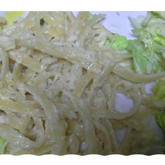 A picture of Easy One Pot Fettuccine Alfredo.