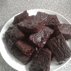 A picture of Devils choc slice.