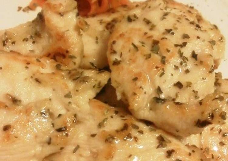 Recipe of Marinated and Sautéed Breast Chicken Flavored with Garlic and Basil in 24 Minutes for Mom