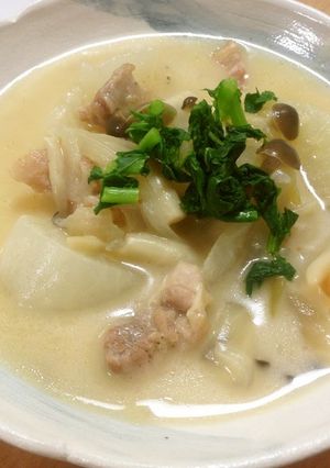 A picture of Easy and Delicious Daikon Radish Stew.