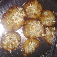 A picture of Mava malpua.