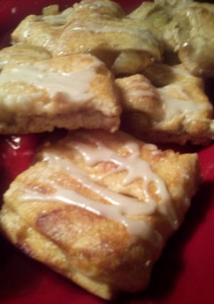 A picture of sunshines easy apple danish.