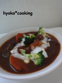 A picture of Restaurant-style Beef Stew in a Pressure Cooker.