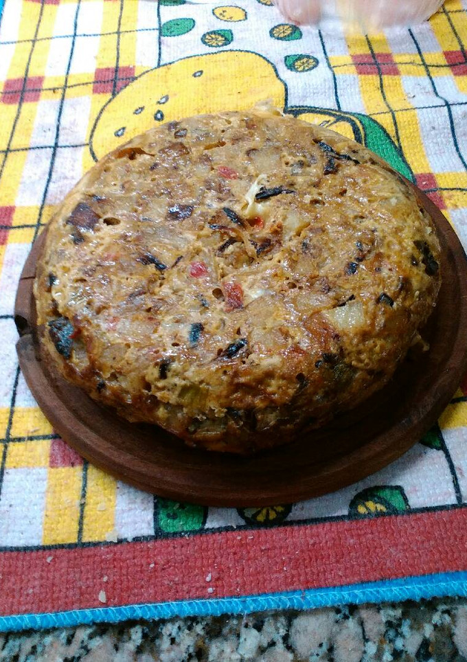Una foto de Tortilla de papas al horno con algo de Oriente