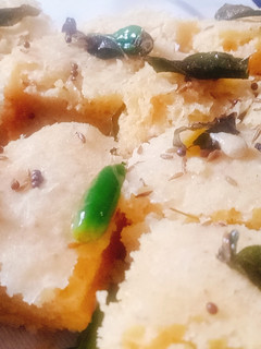 A picture of Khaman dhokla.