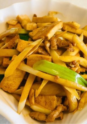 筊白筍炒豆干 的食譜成品照片