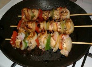 Una foto de Brochettes de pollo