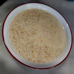 A picture of Whole grain porridge.