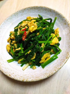 菠菜炒雞蛋 的食譜成品照片