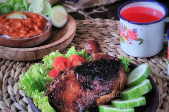 Anti Ribet, Bikin Ayam Panggang Bumbu Kecap Kekinian