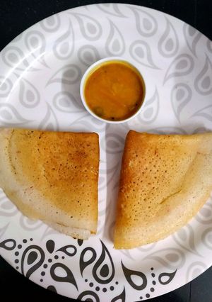 A picture of Healthy Moong dal Adai dosa.
