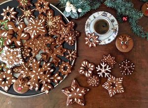 Foto di Gingerbread, biscotti di pan di zenzero 🌷