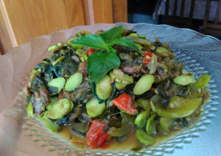 Resep Garang asem ikan asin Pete tomat ijooow Anti Gagal