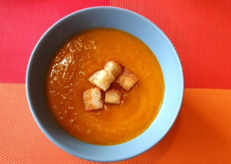 Steps to Make Any-night-of-the-week Roasted pumpkin and carrot soup