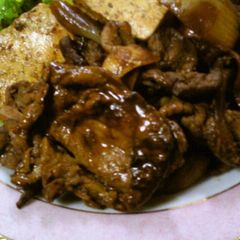 A picture of Firm Tofu & Pork Stir-Fried with Ginger.