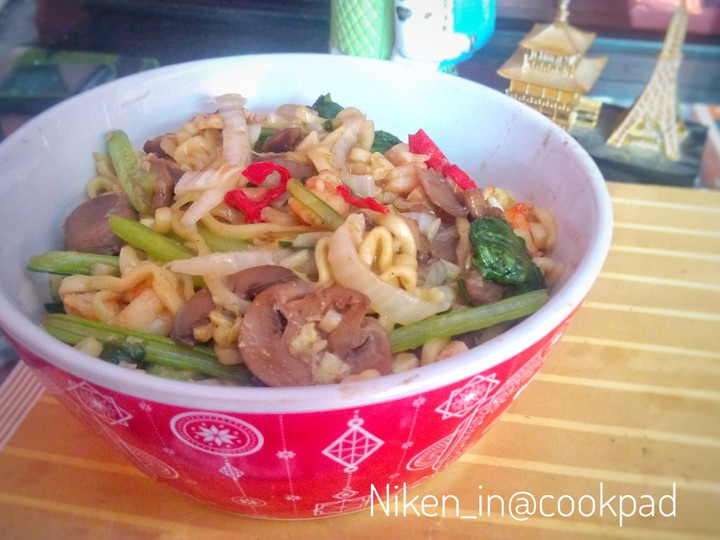 Langkah Mudah untuk Membuat Mi Hokien, Enak Banget