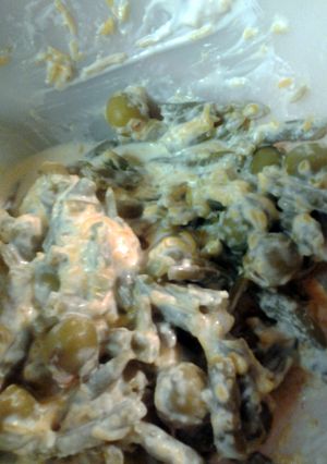 A picture of greenbean and olive salad.