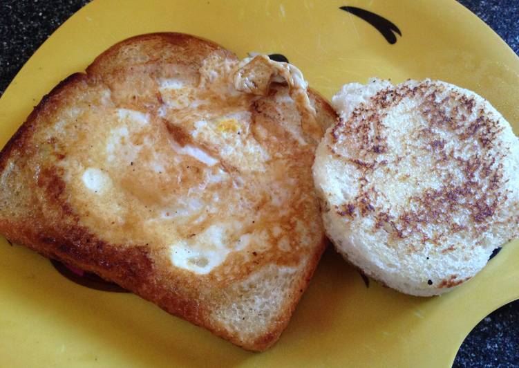 How to Prepare Yummy Egg in a Basket