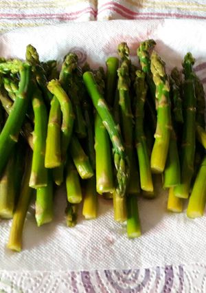 Una foto de Blanquear espárragos